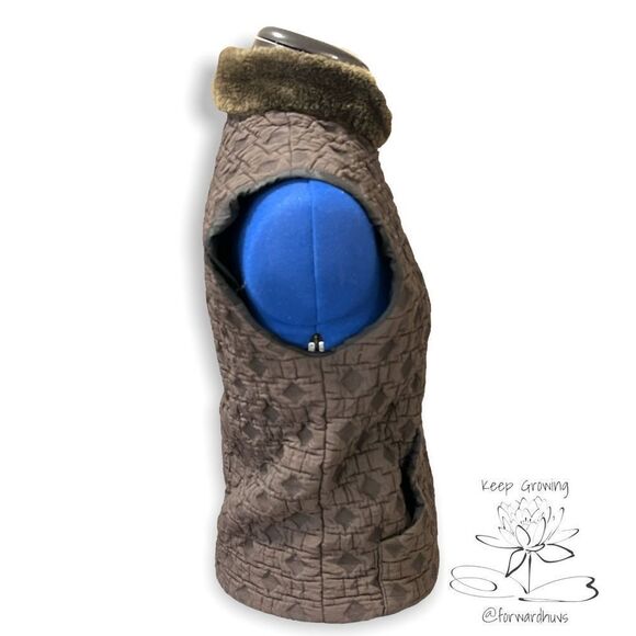 Marc Baxis Brown Vest with Faux Fur Collar Size Medium - Picture 6 of 11